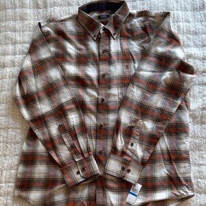 Izod Men's Plaid Button Down Shirt - Brown and Cream